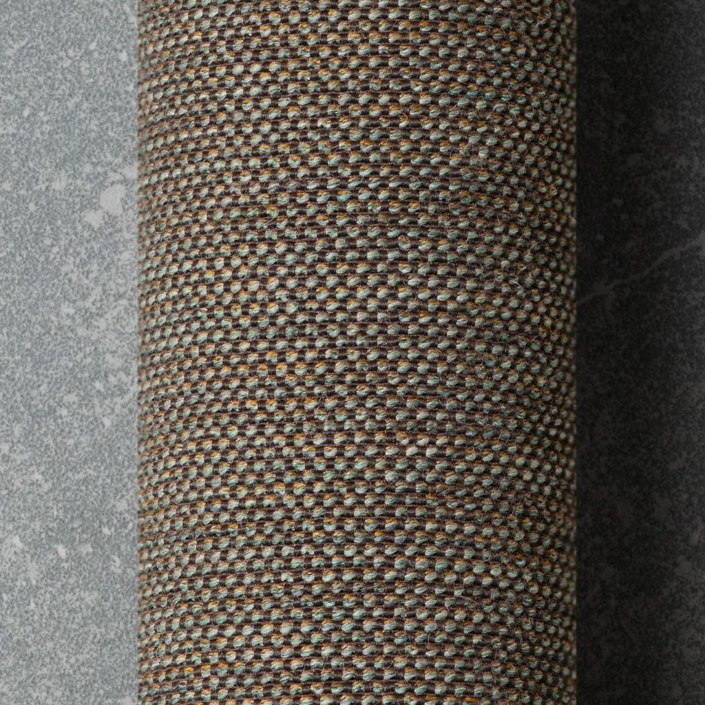 Agua Dales Pebble roll image